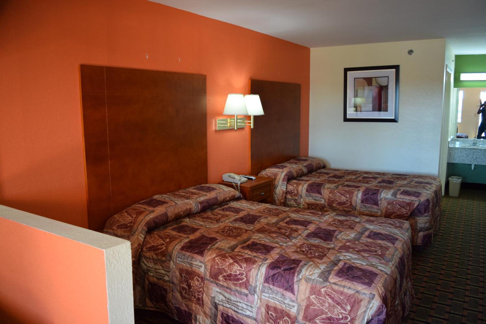 Royal Inn & Suites Дъгласвил Стая снимка